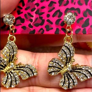 🦋⭐️Betsey Johnson butterfly earrings-stunning glitter-NEW